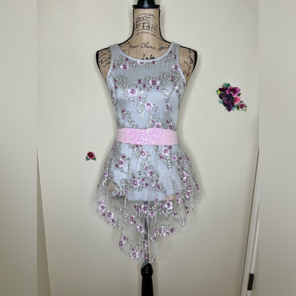 Curtain Call Silver/Gray with Floral Embroidery with Sheer Overskirt Sz Child L